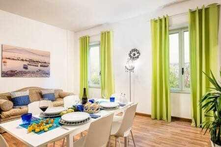 Gocce Villas - Joes Flat 1 Modern Сорренто Экстерьер фото